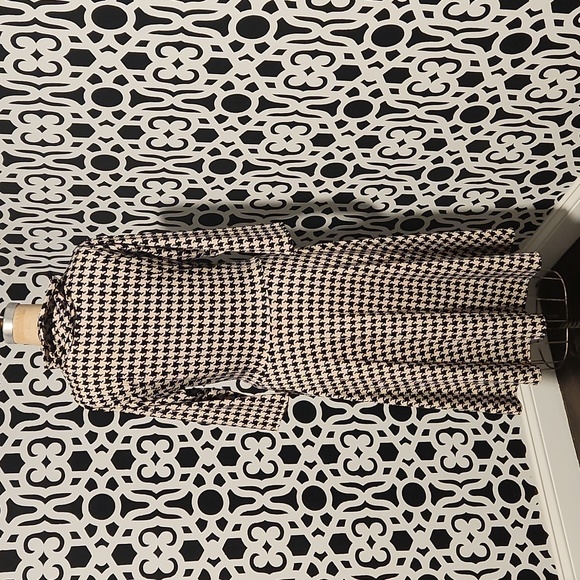 Karina - Black & Cream Houndstooth Print Dress sz XL (=14-16) - Picture 5 of 7